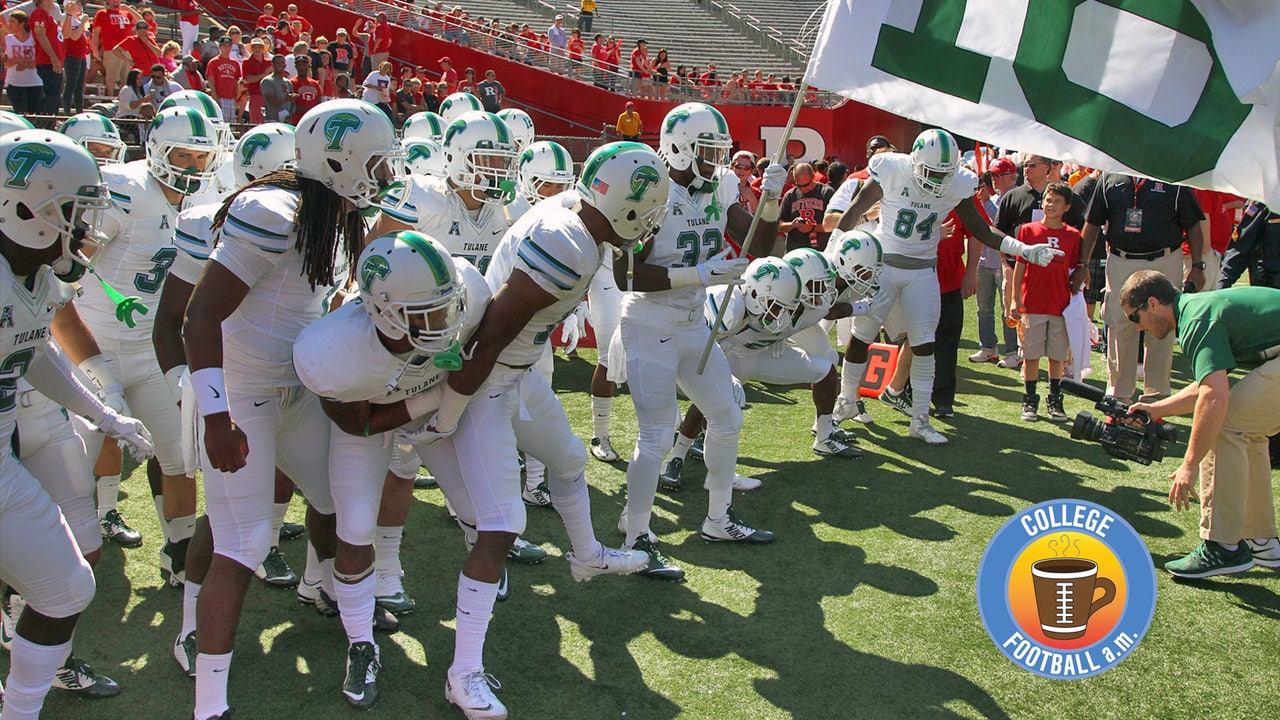 CFB AM: Watch Tulane senior crush anthem before his last game ever